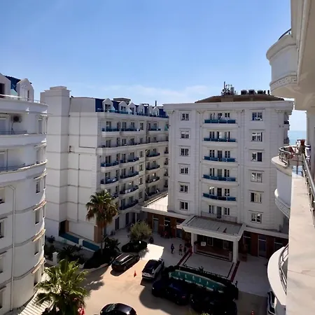 The Wish Appartement Golem (Tirana)