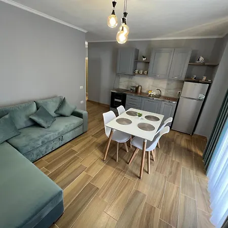 The Wish Appartement Golem (Tirana)